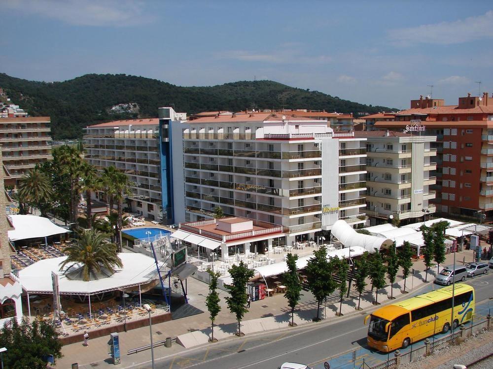 Hotel Riviera Santa Susanna Exterior photo